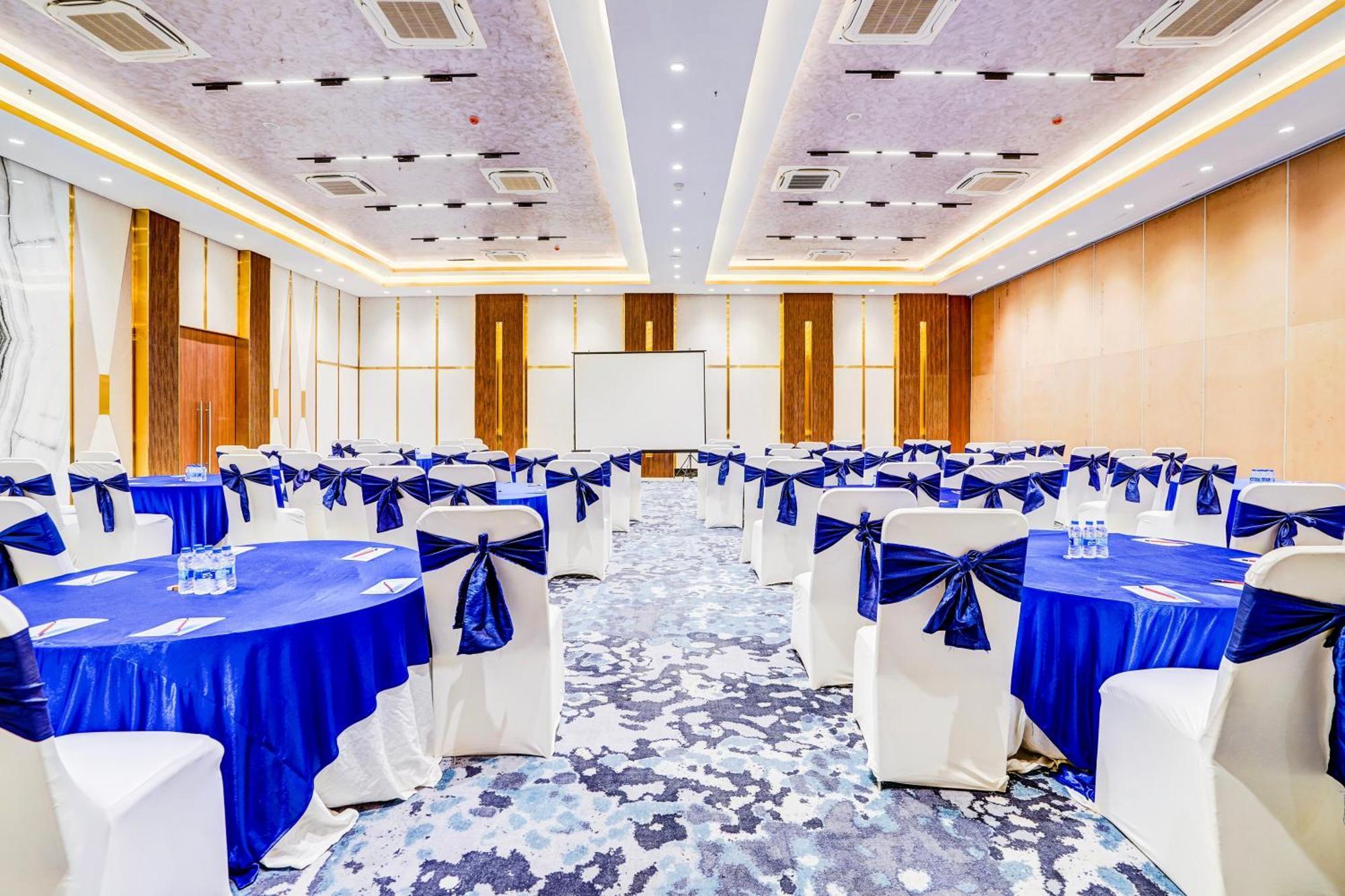 Sunday Hotels And Residences คูร์เคาน์ ภายนอก รูปภาพ